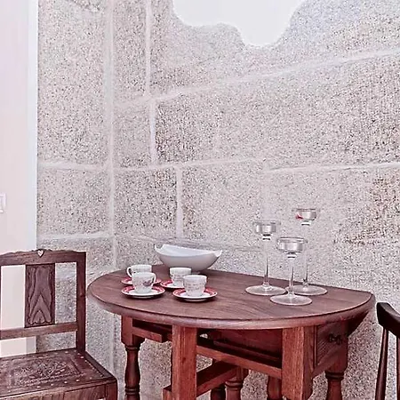 Flowerstreet54 - Romantic At Downtown Hotel 3*